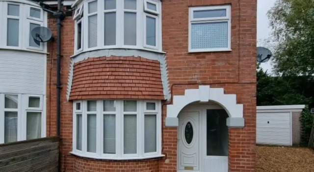 3-Bedroom Home near Manchester City