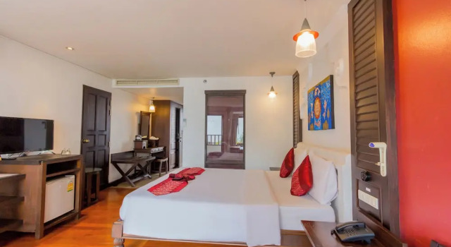 Номер Standard с балконом BP Chiangmai City Hotel