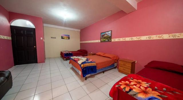 Hotel Puerta al Cielo, Book Hotel Hoteller i Huehuetenango med parkering, Parkering