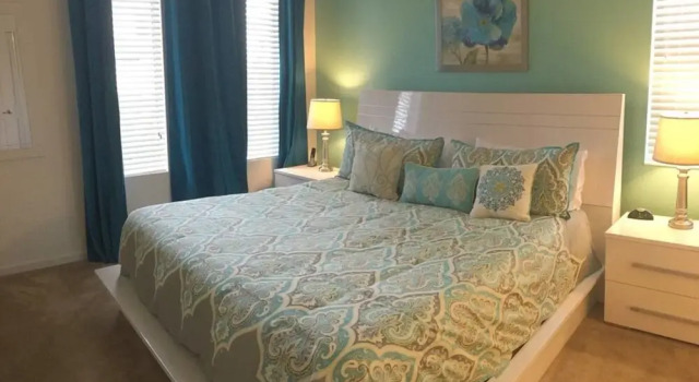 Beautiful Home With Private Pool and Themed Bedroom Near Disney, Rezerwuj Hotel Kissimmee Kissimmee