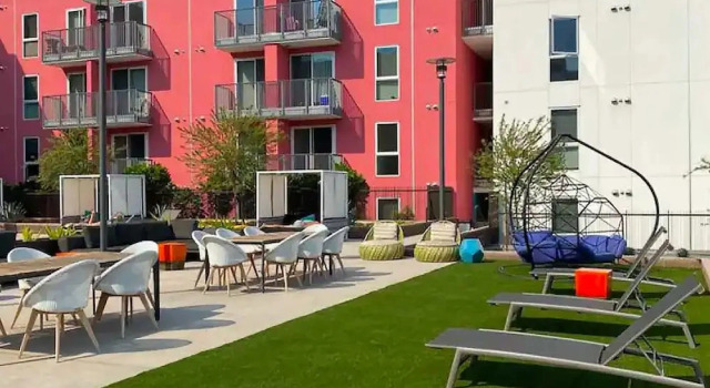 Коттедж Stylish 1BR Family Apartment by Dtla
