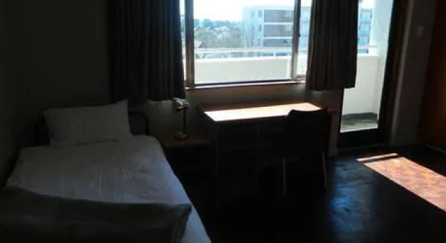 Rondebosch Court, Забронировать Отель Отели Rondebosch с парковкой, рядом с Riverside Mall, Парковка