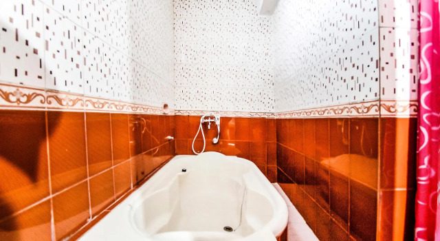 Люкс FabHotel Roshan Residency - Nr Kurinji Andavar Temple