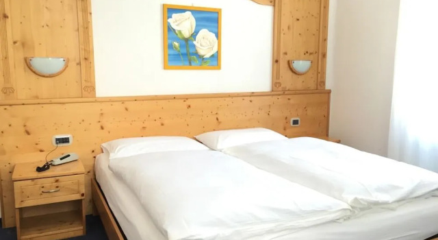 Hotel Regina del Bosco, Забронировать Отель Отели Val di Non 3 звезды, 3*