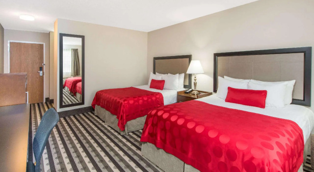 Habitación cuádruple Estándar Ramada by Wyndham Springfield North