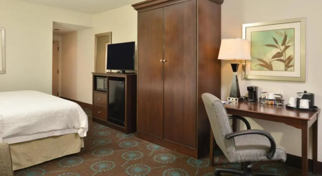 Номер Standard Hampton Inn & Suites Newport News-Airport - Oyster Point Area