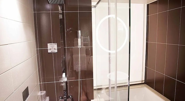 Четырёхместный номер Standard Royal Group Hotel Minghua Branch