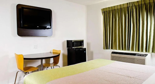 Номер Standard Motel 6-Modesto, CA - Downtown