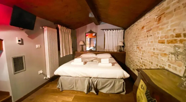Полулюкс Rosso Charm B&B