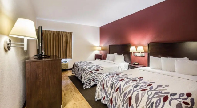 Четырёхместный номер Deluxe Red Roof Inn St Louis - Troy, IL