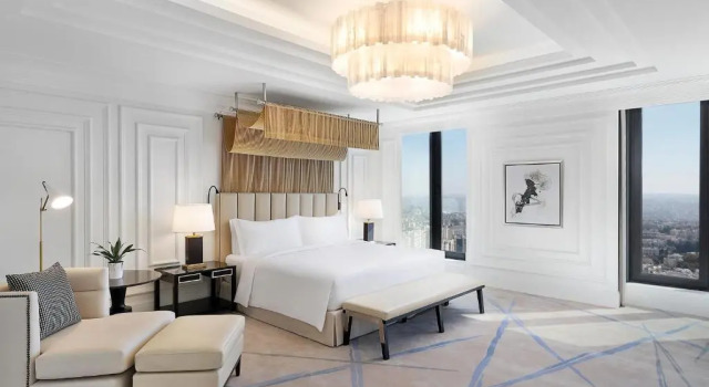 Двухместный люкс Royal c 1 комнатой с балконом и с красивым видом из окна The St. Regis Amman