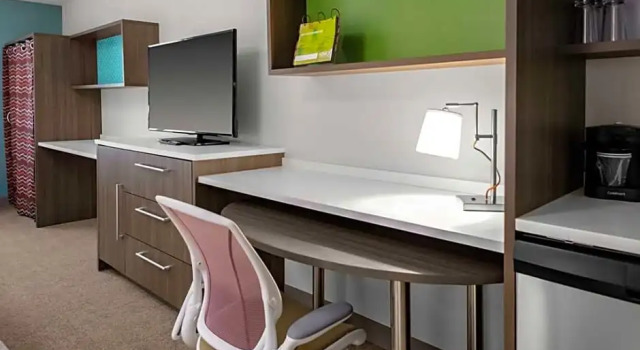 Шестиместный люкс Home2 Suites By Hilton North Charleston University Blvd