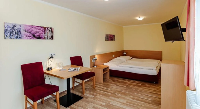 Hotel Denk Bed & Breakfast, Book Hotel  