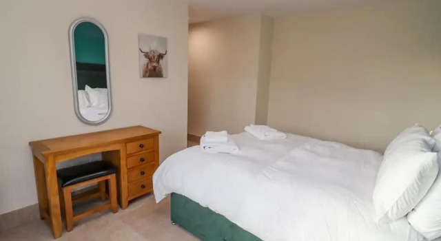 1 Bears Court Little Rissington