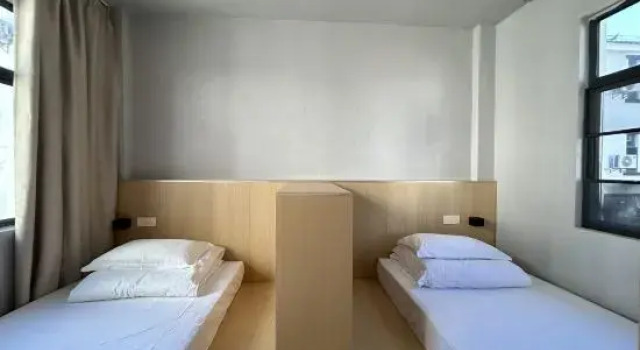 Кровать в общем номере (женский номер) Jingnan Inn