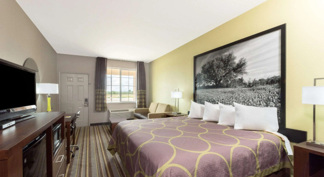 Super 8 by Wyndham Colorado City