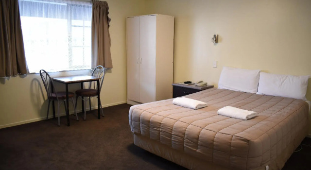 Devonwood Motel, Забронировать Мотель Отели Озера Роторуа с завтраком, Завтраки
