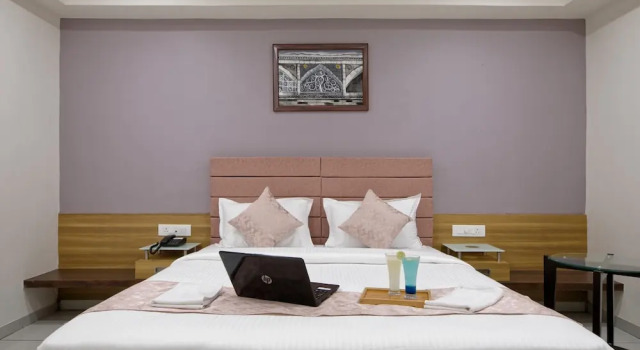 Hotel Aurellia, Rezervovat Hotel Hotely v Gujarat s parkováním, Parkování