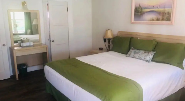 Двухместный номер Standard Silver Maple Inn