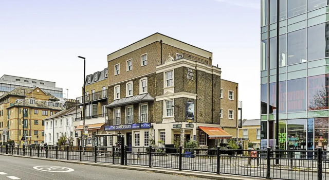 Chic Chiswick Apartment, Забронировать Апартаменты/квартира Чизвик Лондон, рядом с Ганнерсбери