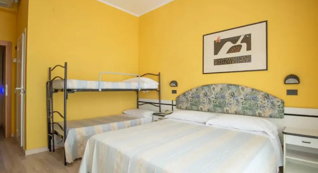 Трёхместный номер Standard с видом на город Hotel Madison