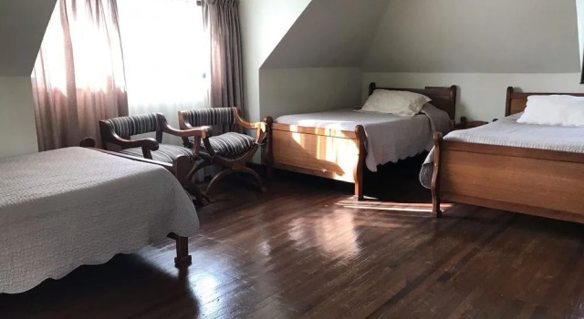 Hostal Casona César, Забронировать Отель Отели Винья-дель-Мар с парковкой, рядом с Potrerillos Park, Парковка