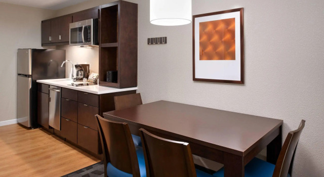 Четырёхместный номер Standard TownePlace Suites by Marriott Richmond