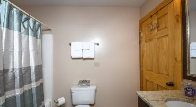 Студия с 5 комнатами с балконом Cedar Shores Villa 03