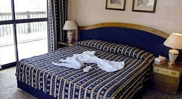Om Kolthoom Hotel & Tower