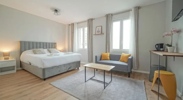 Номер Standard Hotel Trianon Saint Ouen