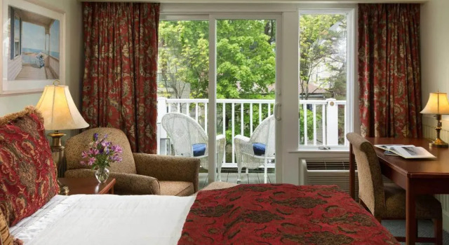 Номер Standard с видом на реку Lord Camden Inn