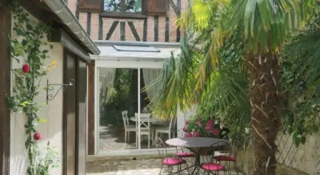 Beautiful and spacious T2 #Tours #Halles #Courtyard, Забронировать Апартаменты/квартира Апартаменты Тура, рядом с Hotel Goüin Museum, Апартаменты/квартира