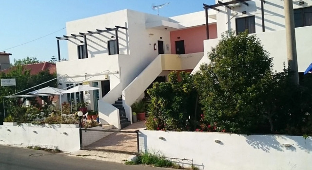 Nice Apartments in Rapaniana near Chania, Забронировать Апартаменты/квартира Отели Камисиана с бассейном, Бассейн