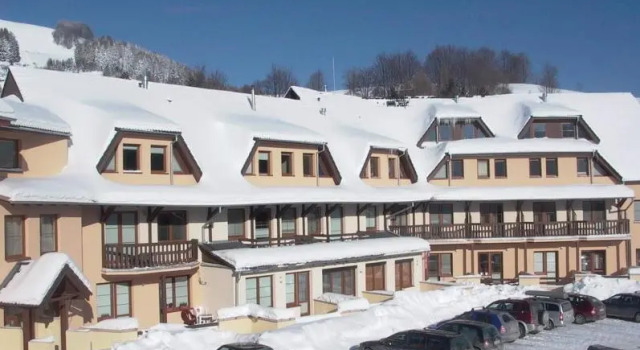 Apartmánový dom Magura, Забронировать Отель Отели Доновали 3 звезды, 3*