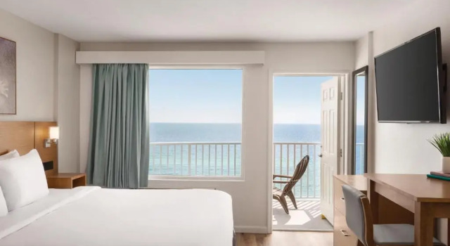 Двухместный номер Radisson Beachfront Hotel - Panama City Beach