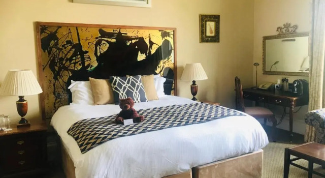 Номер Executive Clarence Court Hotel
