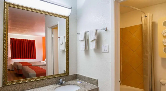 Четырёхместный номер Deluxe Motel 6 Red Oak, TX - Dallas