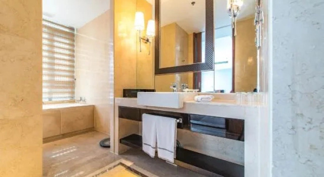 Luxo Suite Doreen Hotel
