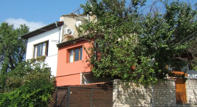 Regina's Guesthouse