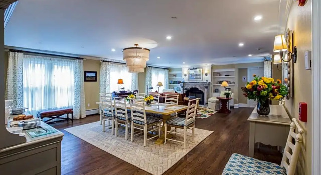 Номер Standard с балконом Saybrook Point Resort & Marina