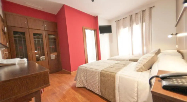 Двухместный номер Deluxe Hospedium Hotel Plaza Manjón