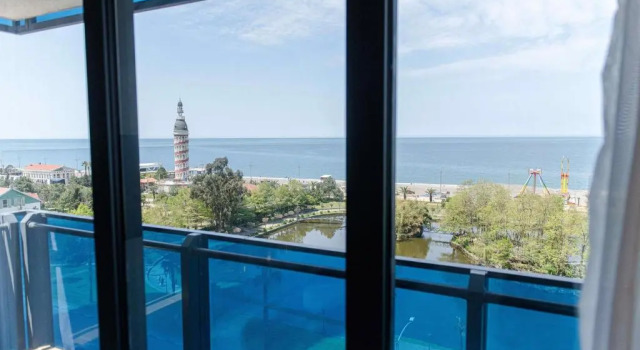 Апартаменты Lovely 2BR Apartment near by Sea