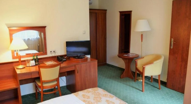 Gościniec Sucholeski, Buchen Sie Hotel Suchy Las 