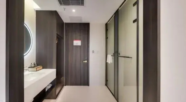 Люкс Deluxe Xilinhot Yunji Hotel (Minsheng Shopping Center)