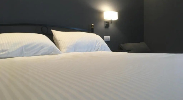 Standard- dobbelt værelse med altan Robin Rooms