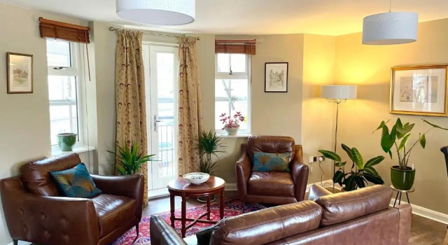 Апартаменты Luxurious two-bedroom apartment in the centre of Peterborough