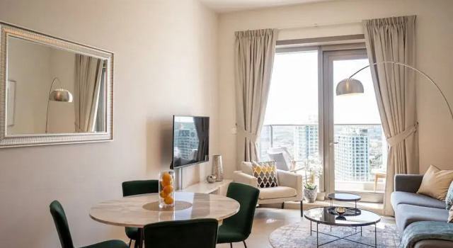 HiGuests Vacation Homes - Sparkle Towers 1, Забронировать Отель Отели Эмирата Дубая 4 звезды, рядом с Dubai Marina Yacht Club, 4*