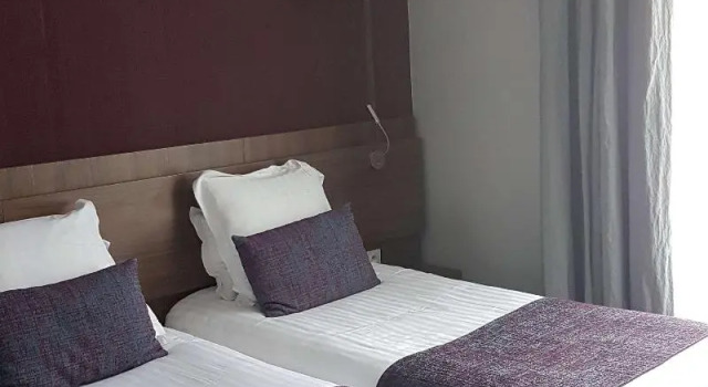 Номер Standard Best Western Le Duguesclin Hôtel-Restaurant