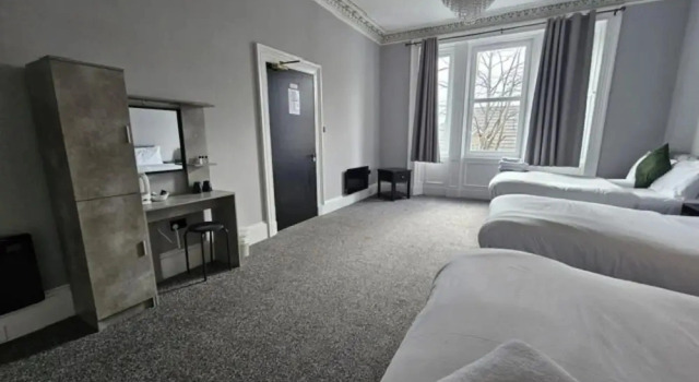Edinburgh City Hotel, Book Hotel Hoteller i Edinburgh med parkering, Parkering