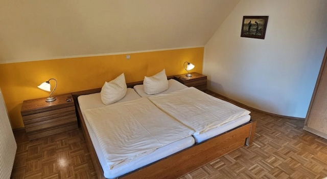 Двухместный номер Standard с балконом Gästehaus Grunewald Bed & Breakfast